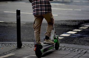 scoot